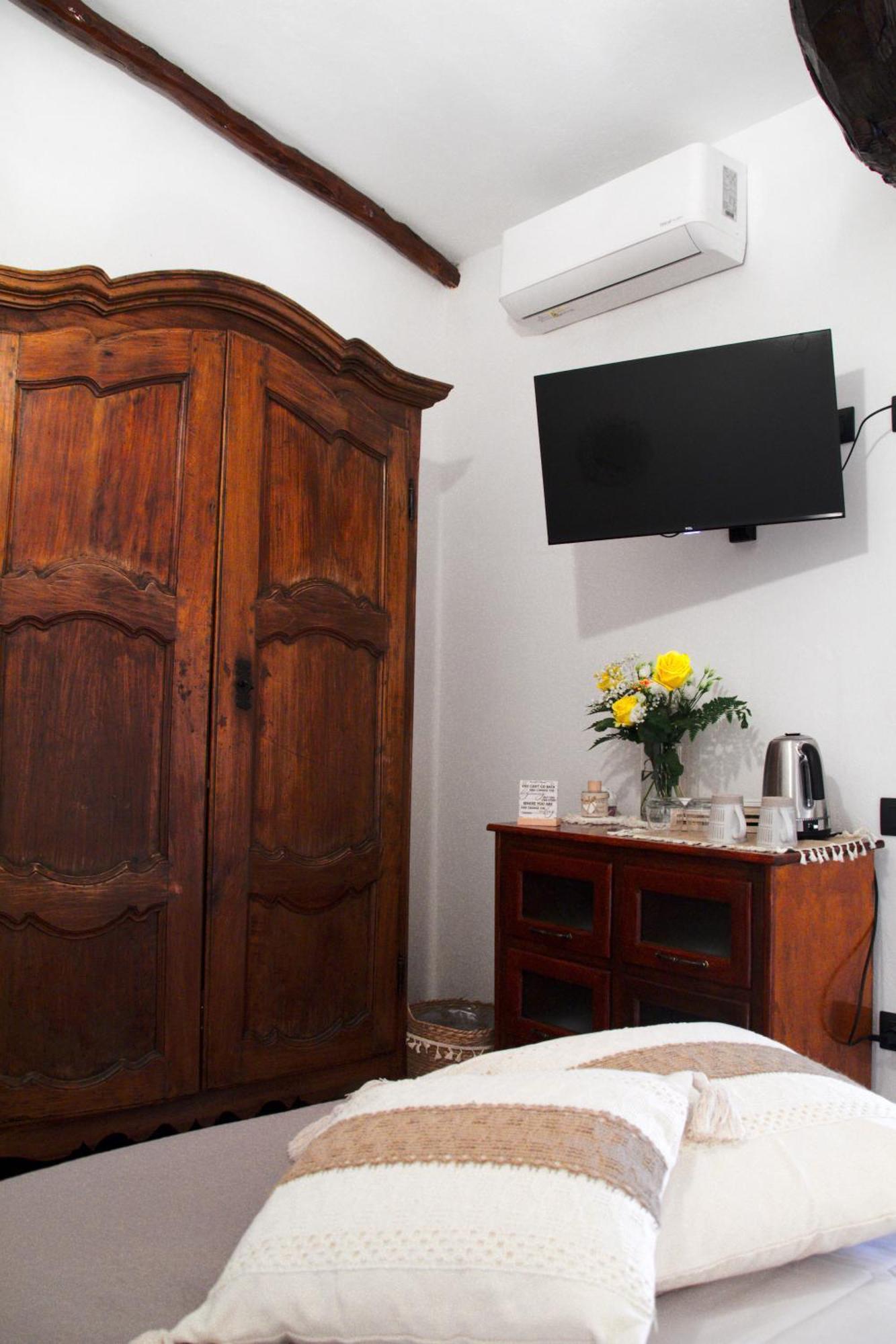 Bed and Breakfast Domuseo Куартуччу Экстерьер фото